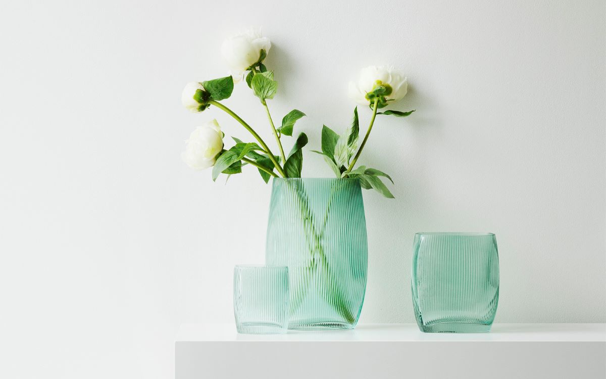 https://bo.alinhadavizinha.com/FileUploads/produtos/acessorios/casa/102090_tide_vase_h28cm_azul_4.jpg