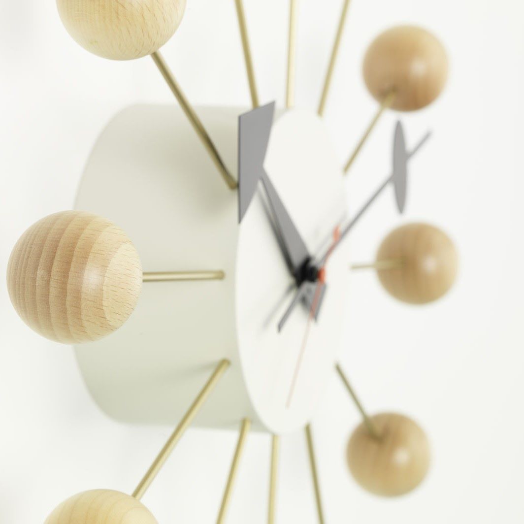 https://bo.alinhadavizinha.com/FileUploads/produtos/acessorios/casa/201_250_02_ball-clock_faia_2.jpg