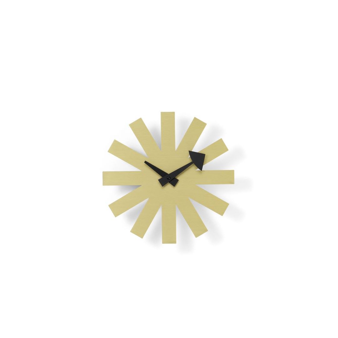 https://bo.alinhadavizinha.com/FileUploads/produtos/acessorios/casa/201_252_03_asterisk-clock_latao_1.jpg