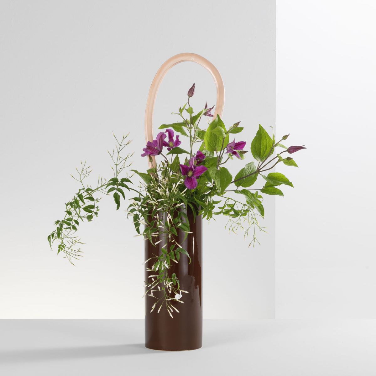 https://bo.alinhadavizinha.com/FileUploads/produtos/acessorios/casa/201_384_04_vases-decoupage_boucle_3.jpg