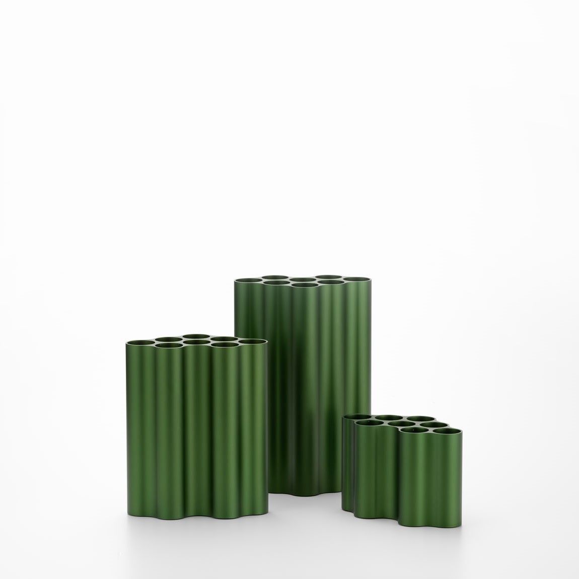https://bo.alinhadavizinha.com/FileUploads/produtos/acessorios/casa/201_642_01_nuage_l_verde_2.jpg