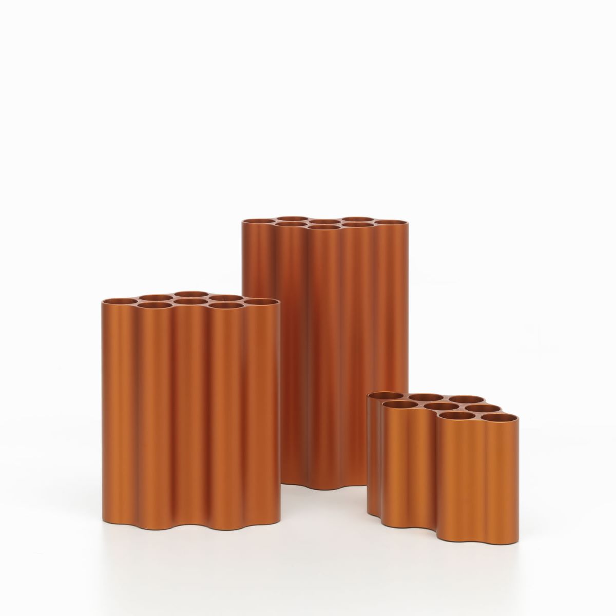https://bo.alinhadavizinha.com/FileUploads/produtos/acessorios/casa/201_642_06_nuage_l_laranja_2.jpg