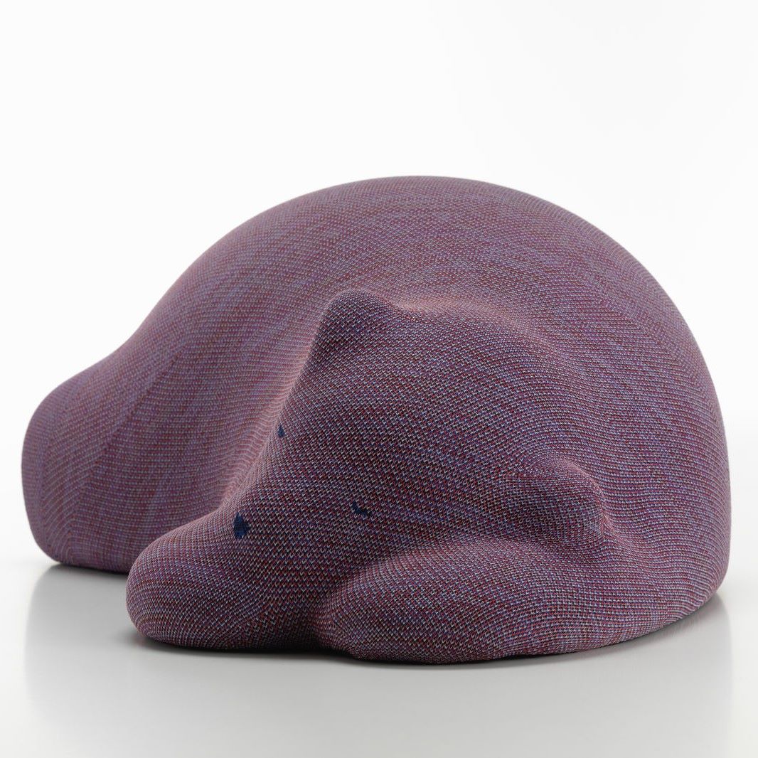 https://bo.alinhadavizinha.com/FileUploads/produtos/acessorios/casa/201_655_01_resting-bear_vermelho_2.jpg