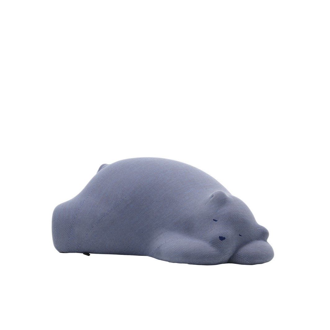 https://bo.alinhadavizinha.com/FileUploads/produtos/acessorios/casa/201_655_09_resting-bear_azul-cinza_1.jpg
