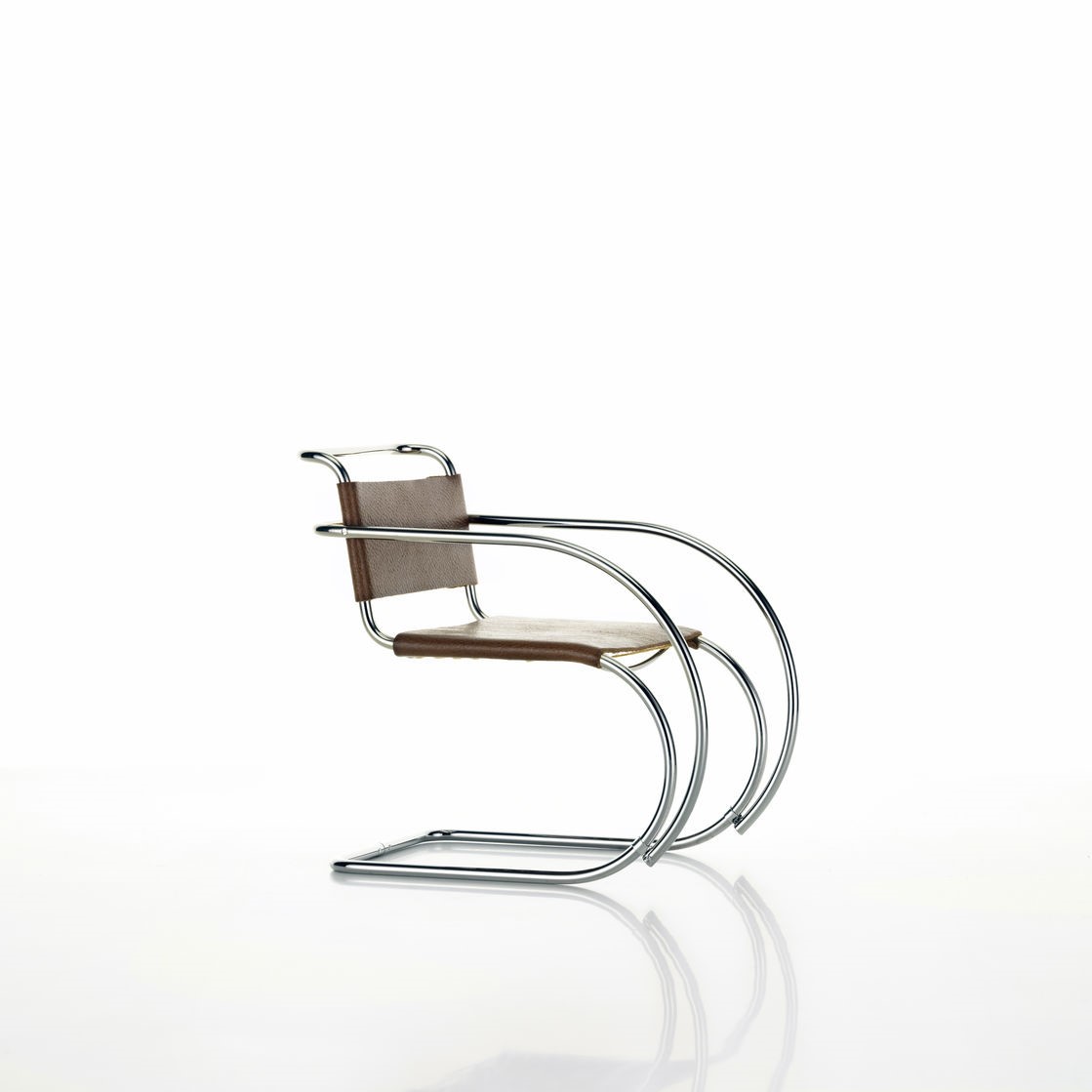 https://bo.alinhadavizinha.com/FileUploads/produtos/acessorios/casa/202_051_01_miniatures-collection_mr-20_1.jpg