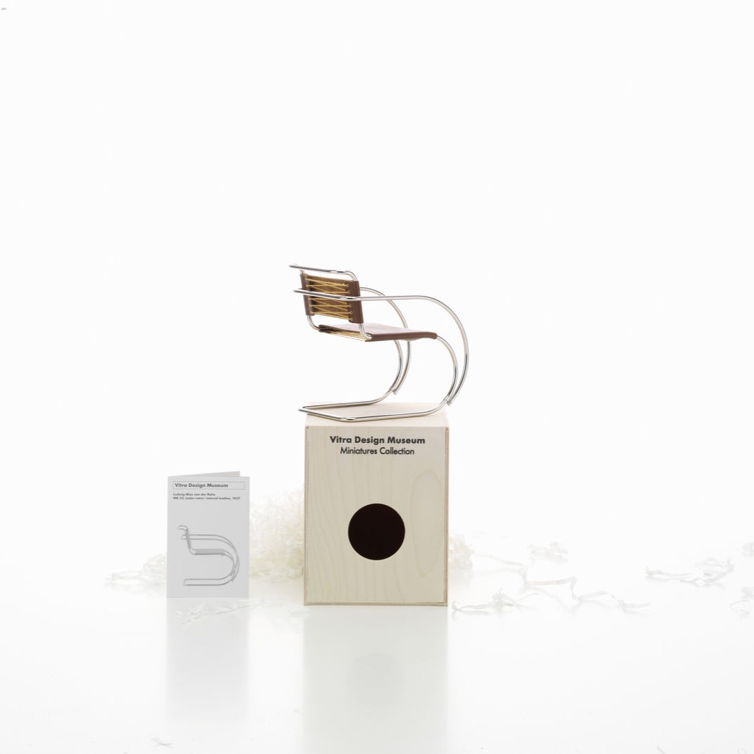 https://bo.alinhadavizinha.com/FileUploads/produtos/acessorios/casa/202_051_01_miniatures-collection_mr-20_3.jpg
