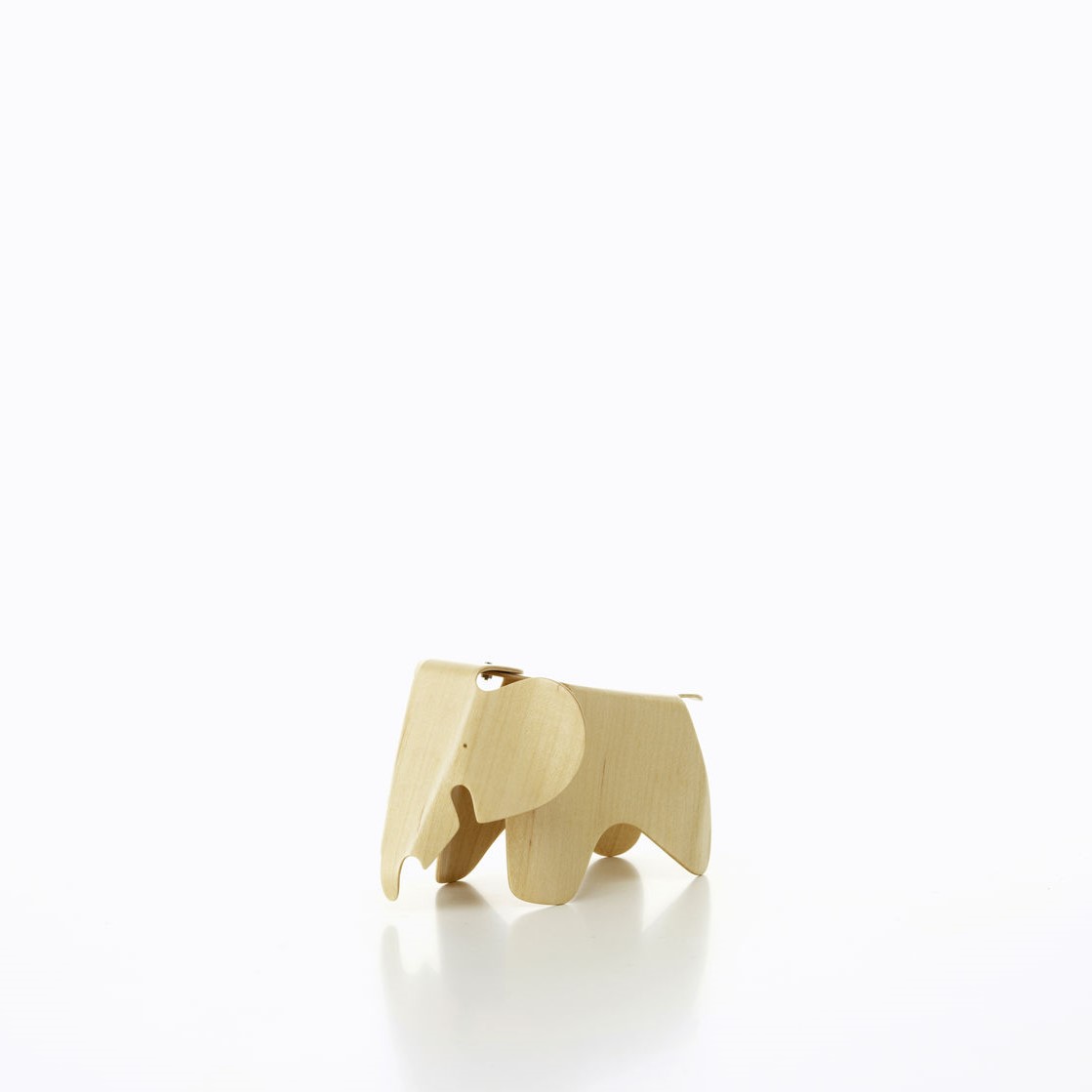 https://bo.alinhadavizinha.com/FileUploads/produtos/acessorios/casa/202_085_02_miniatures-collection_plywood-elephant-natur_1.jpg