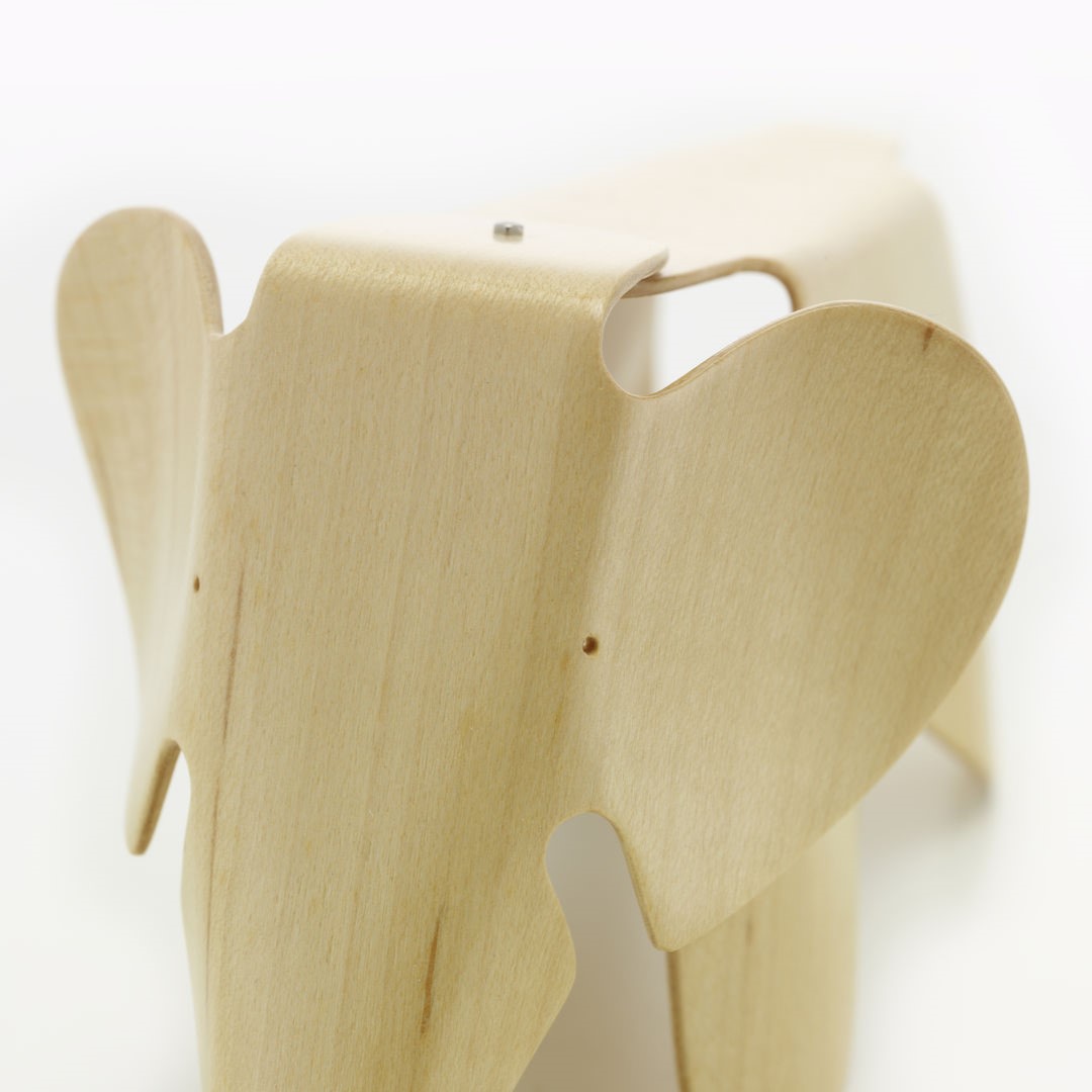 https://bo.alinhadavizinha.com/FileUploads/produtos/acessorios/casa/202_085_02_miniatures-collection_plywood-elephant-natur_2.jpg