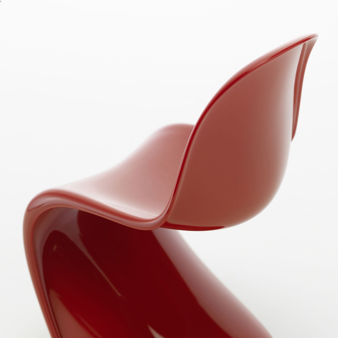 https://bo.alinhadavizinha.com/FileUploads/produtos/acessorios/casa/202_131_01_miniatures-collection_panton-chairs-juego-de-5_2.jpg
