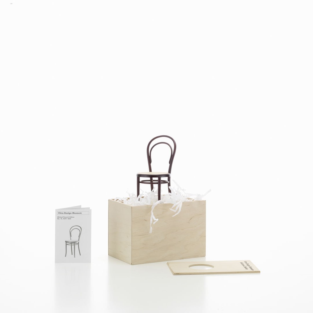 https://bo.alinhadavizinha.com/FileUploads/produtos/acessorios/casa/202_242_01_miniatures-collection_stuhl-no14_3.jpg