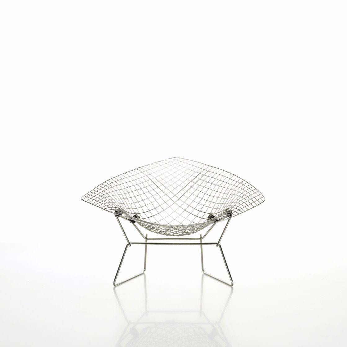 https://bo.alinhadavizinha.com/FileUploads/produtos/acessorios/casa/202_251_01_miniatures-collection_diamond-chair_1.jpg