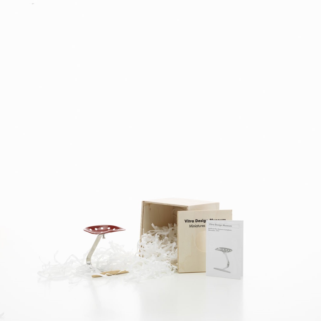 https://bo.alinhadavizinha.com/FileUploads/produtos/acessorios/casa/202_371_01_miniatures-collection_mezzadro_3.jpg