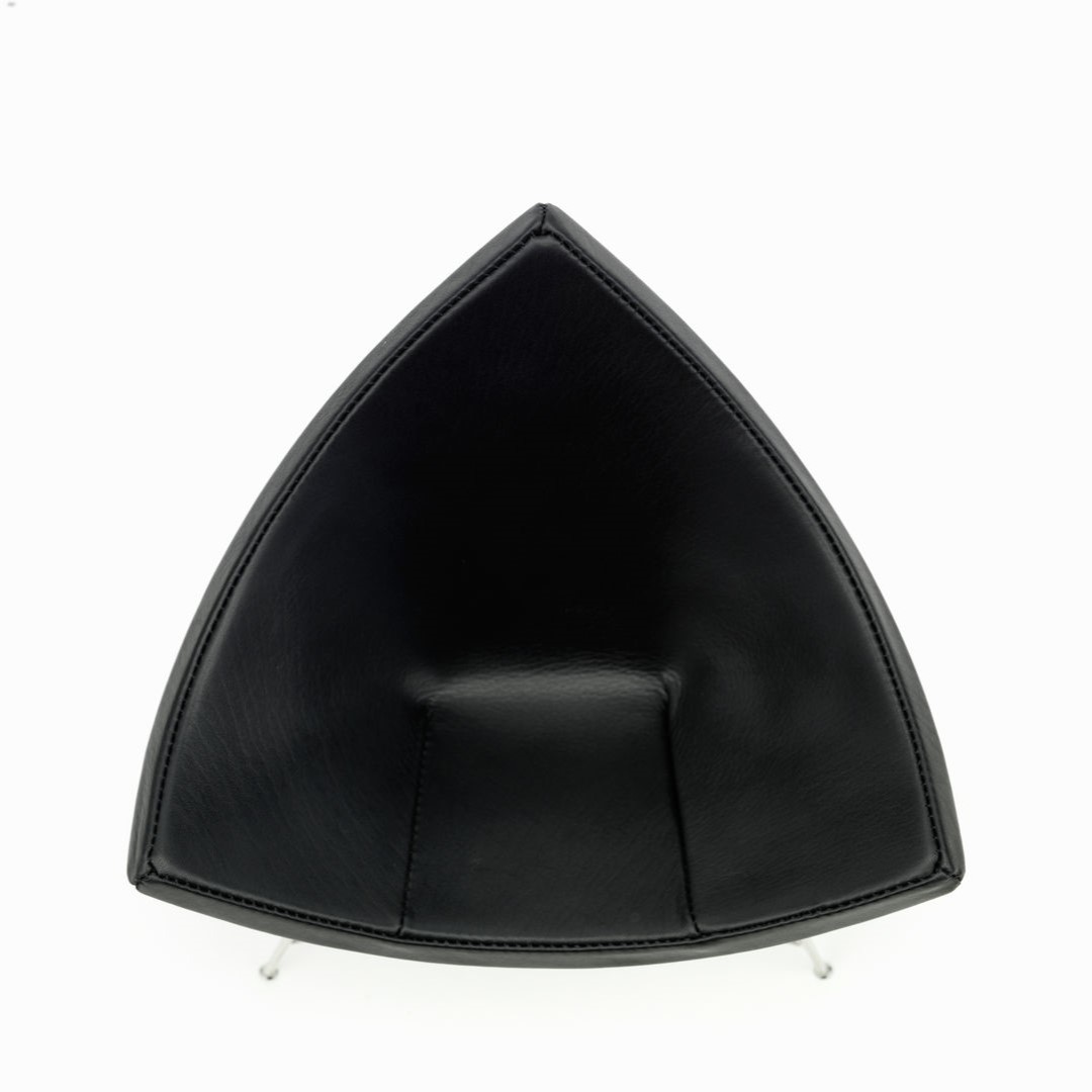 https://bo.alinhadavizinha.com/FileUploads/produtos/acessorios/casa/202_491_01_miniatures-collection_coconut-chair_2.jpg