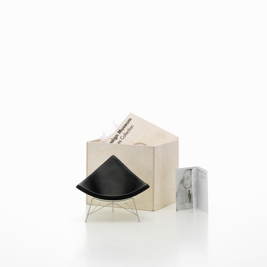 https://bo.alinhadavizinha.com/FileUploads/produtos/acessorios/casa/202_491_01_miniatures-collection_coconut-chair_3.jpg