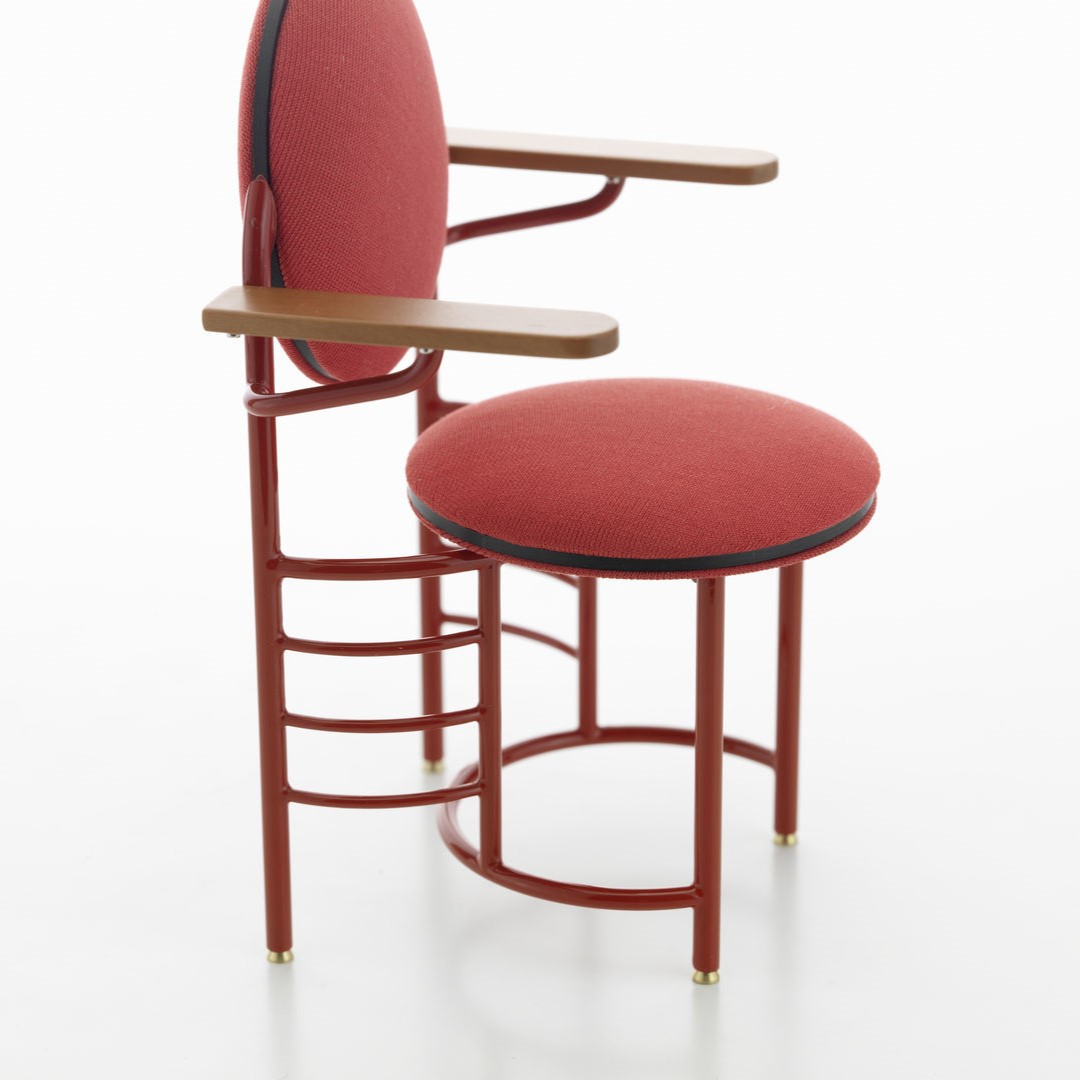 https://bo.alinhadavizinha.com/FileUploads/produtos/acessorios/casa/202_502_01_miniatures-collection_johnson-wax-chair_2.jpg