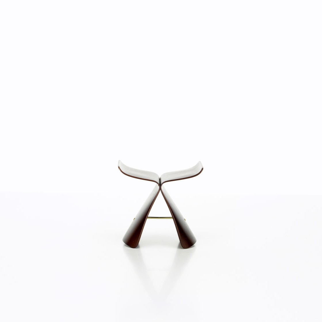 https://bo.alinhadavizinha.com/FileUploads/produtos/acessorios/casa/202_513_01_miniatures-collection_butterfly-stool_1.jpg