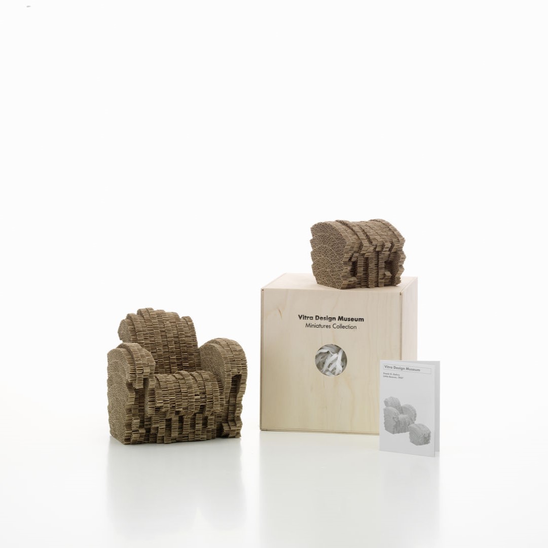 https://bo.alinhadavizinha.com/FileUploads/produtos/acessorios/casa/202_520_01_miniatures-collection_little-beaver_3.jpg