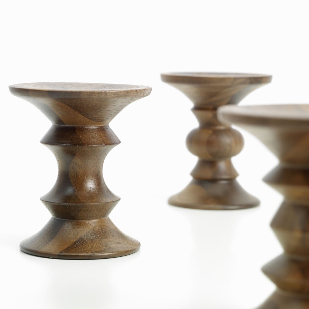 https://bo.alinhadavizinha.com/FileUploads/produtos/acessorios/casa/202_564_03_miniatures-collection_stool_modelo-c_3.jpg