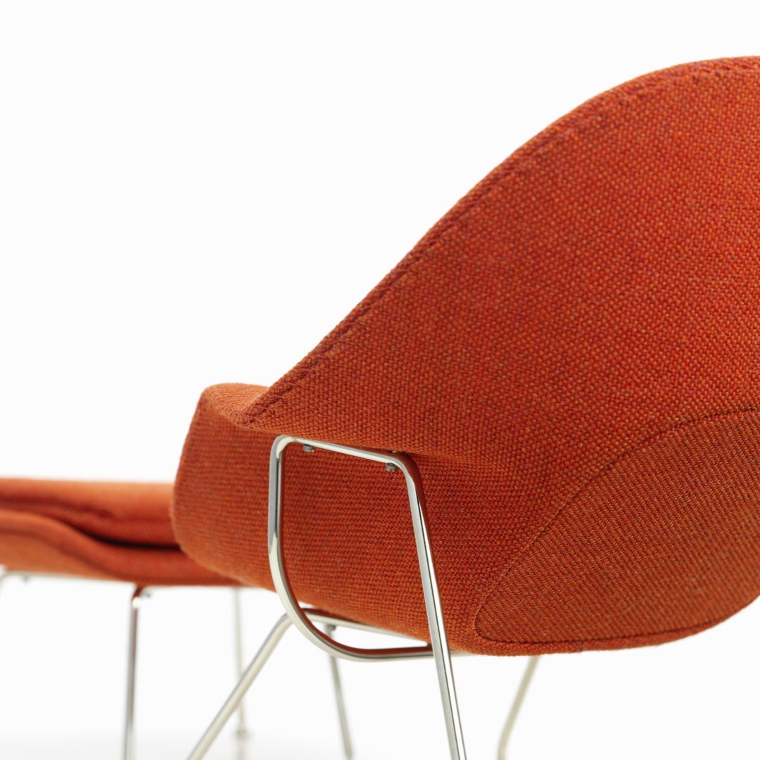https://bo.alinhadavizinha.com/FileUploads/produtos/acessorios/casa/202_575_01_miniatures-collection_womb-chair-ottoman_2.jpg