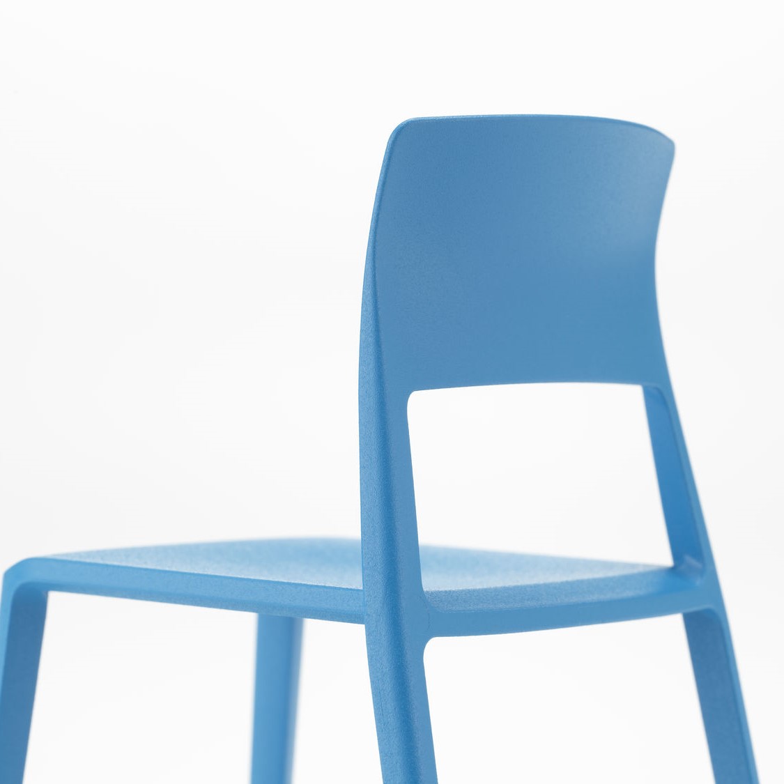 https://bo.alinhadavizinha.com/FileUploads/produtos/acessorios/casa/202_580_02_miniatures-collection_tip-ton-azul-glaciar_2.jpg