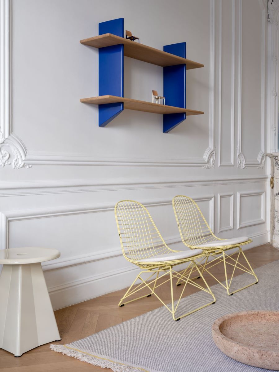 https://bo.alinhadavizinha.com/FileUploads/produtos/acessorios/casa/213_027_31_rayonnage-mural_azul-eletrico-e-carvalho_4.jpg