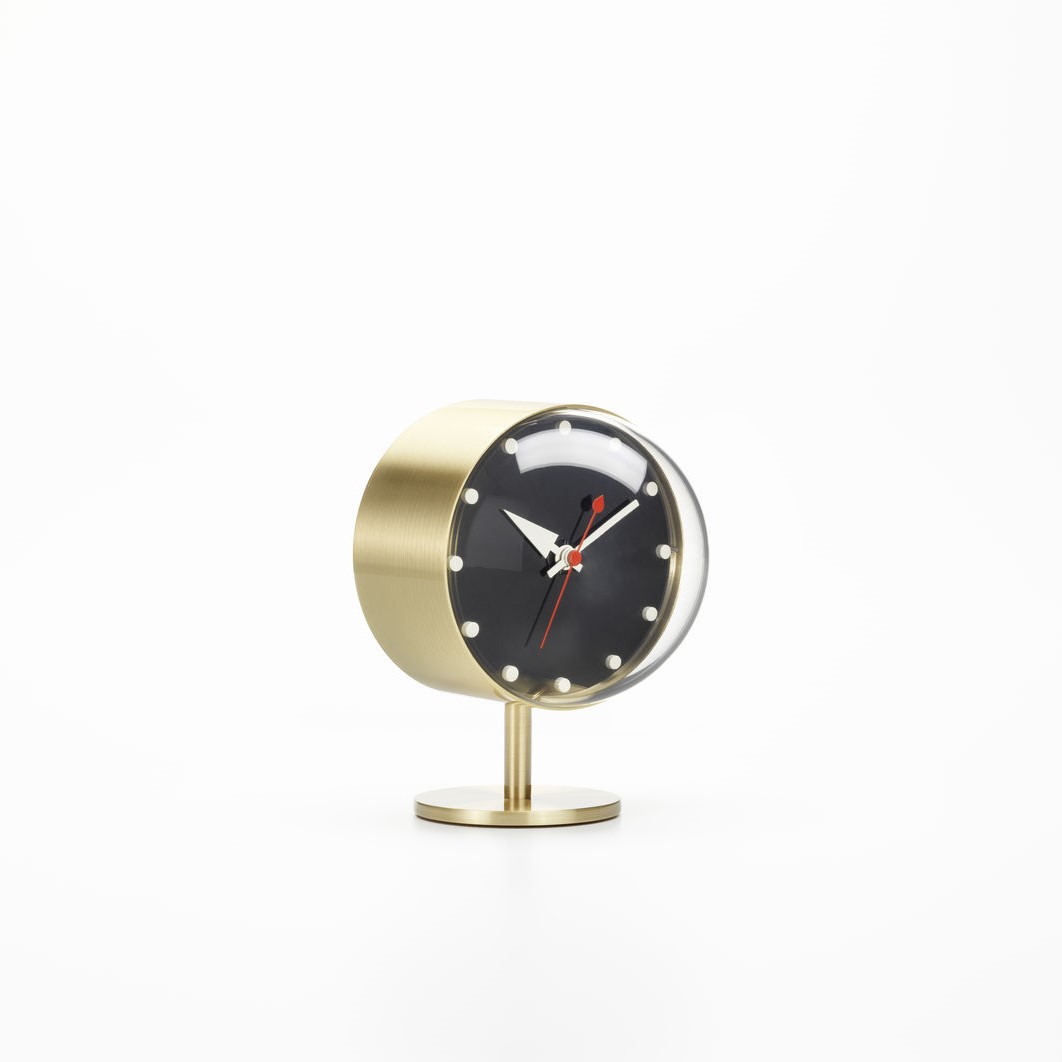 https://bo.alinhadavizinha.com/FileUploads/produtos/acessorios/casa/215_021_01_desk-clocks_night-clock_latao_1.jpg