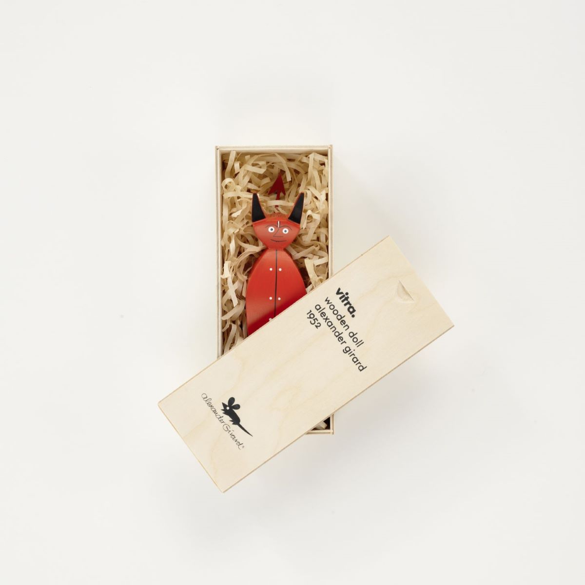 https://bo.alinhadavizinha.com/FileUploads/produtos/acessorios/casa/215_027_25_wooden-doll_little-devil_3.jpg