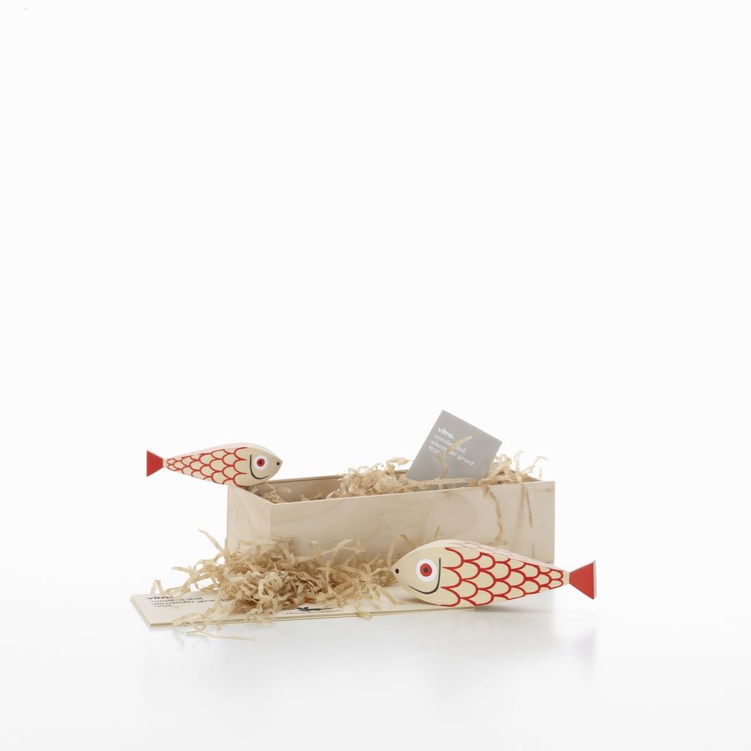 https://bo.alinhadavizinha.com/FileUploads/produtos/acessorios/casa/215_104_01_wooden-doll_mother-fish-child_2.jpg