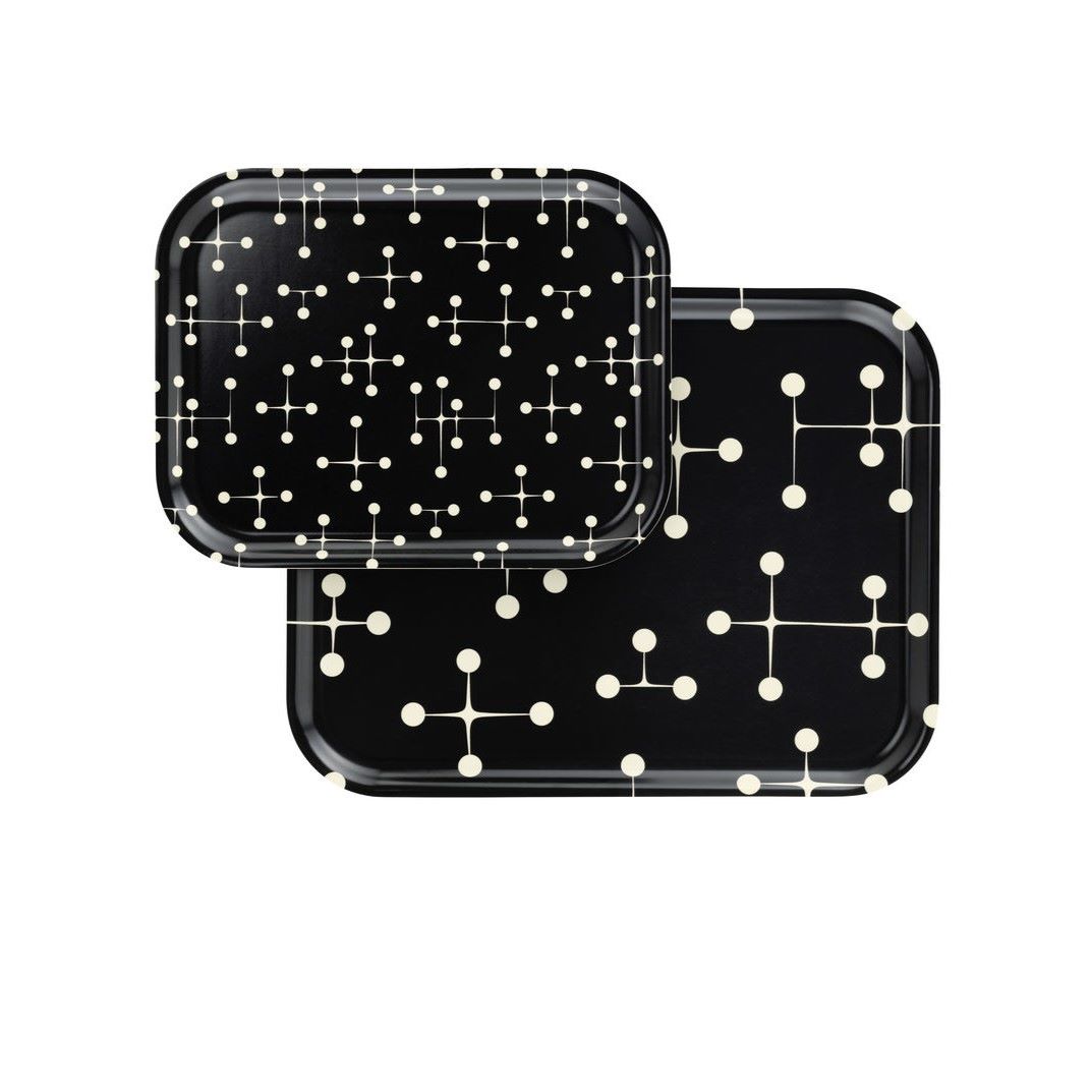 https://bo.alinhadavizinha.com/FileUploads/produtos/acessorios/casa/215_107_02_classic-trays_m_dot-pattern-reverse-dark_2.jpg