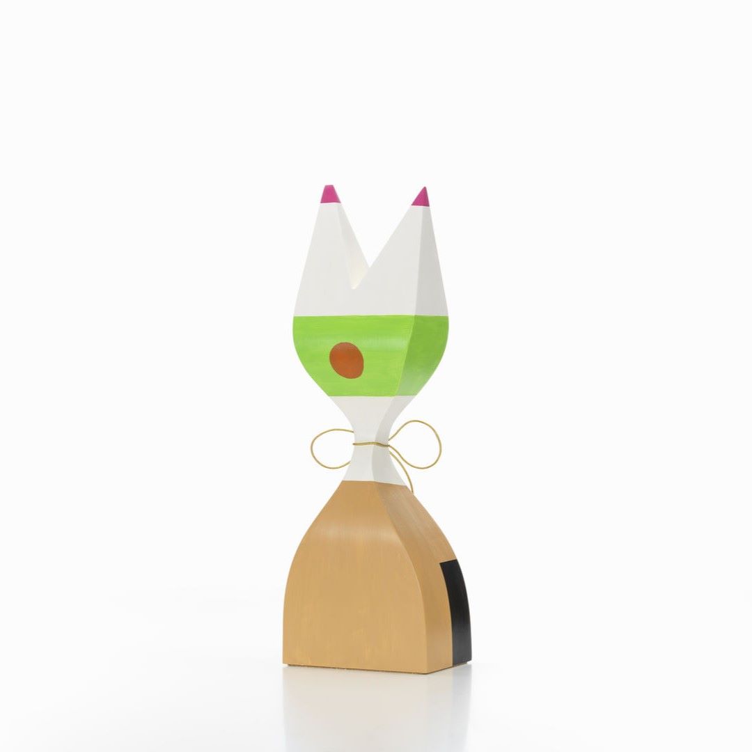 https://bo.alinhadavizinha.com/FileUploads/produtos/acessorios/casa/215_129_01_wooden-doll-edicao-limitada_no9_super-large_2.jpg