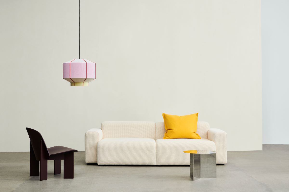 https://bo.alinhadavizinha.com/FileUploads/produtos/acessorios/casa/ab472_a424_ac59_plica-cushion-planar_amarelo_02.jpg