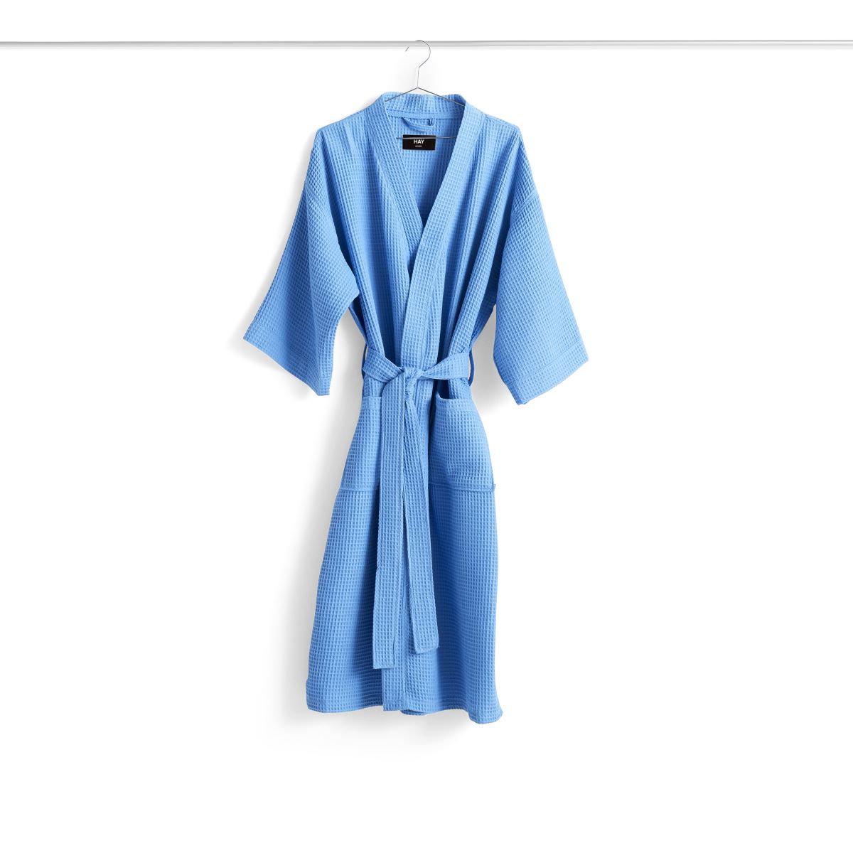 https://bo.alinhadavizinha.com/FileUploads/produtos/acessorios/casa/ab545_a684_waffle-bathrobe_azul_01_u41gx203.jpg