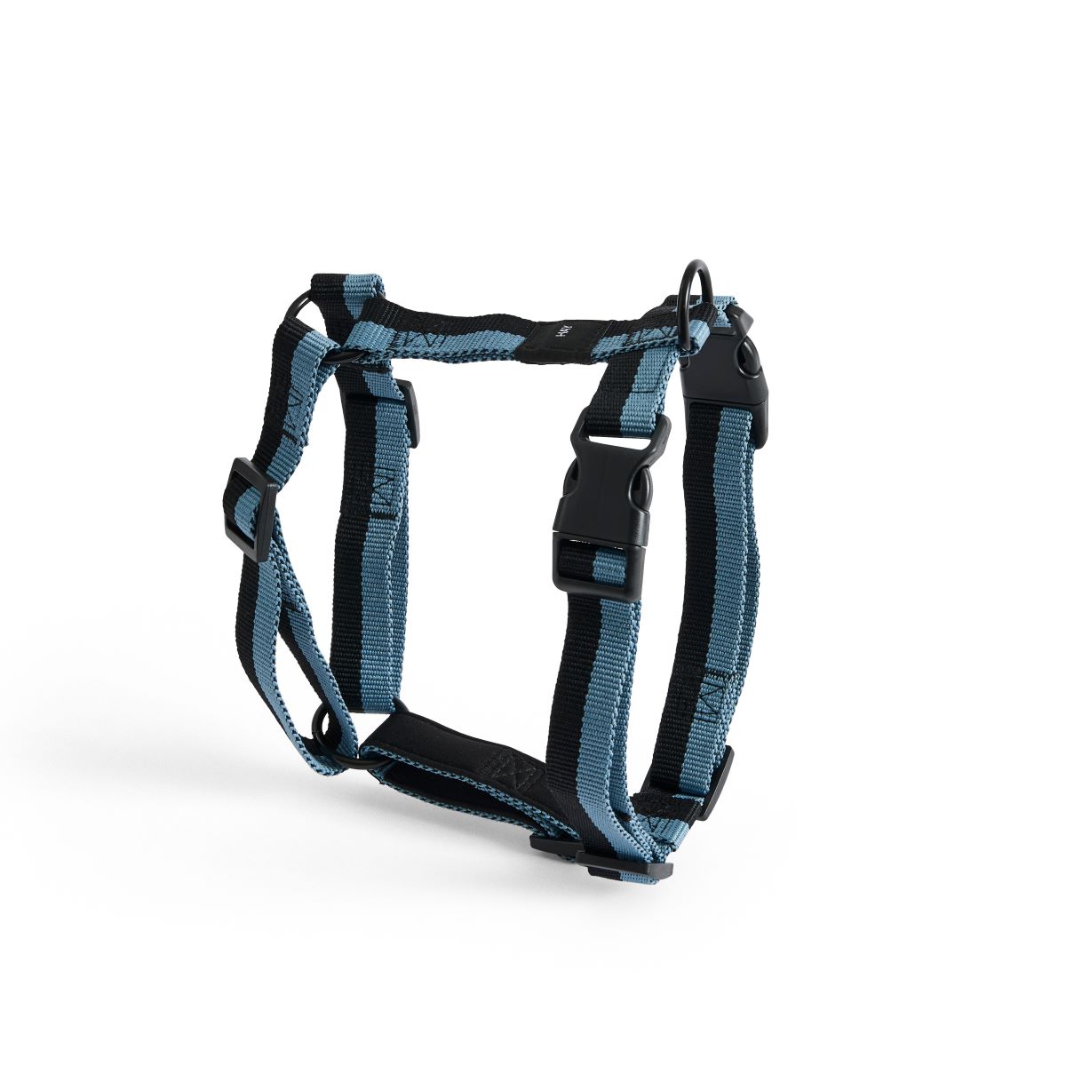 https://bo.alinhadavizinha.com/FileUploads/produtos/acessorios/casa/ae931_a602_ap74_hay-dogs-harness_m_azul_01.jpg