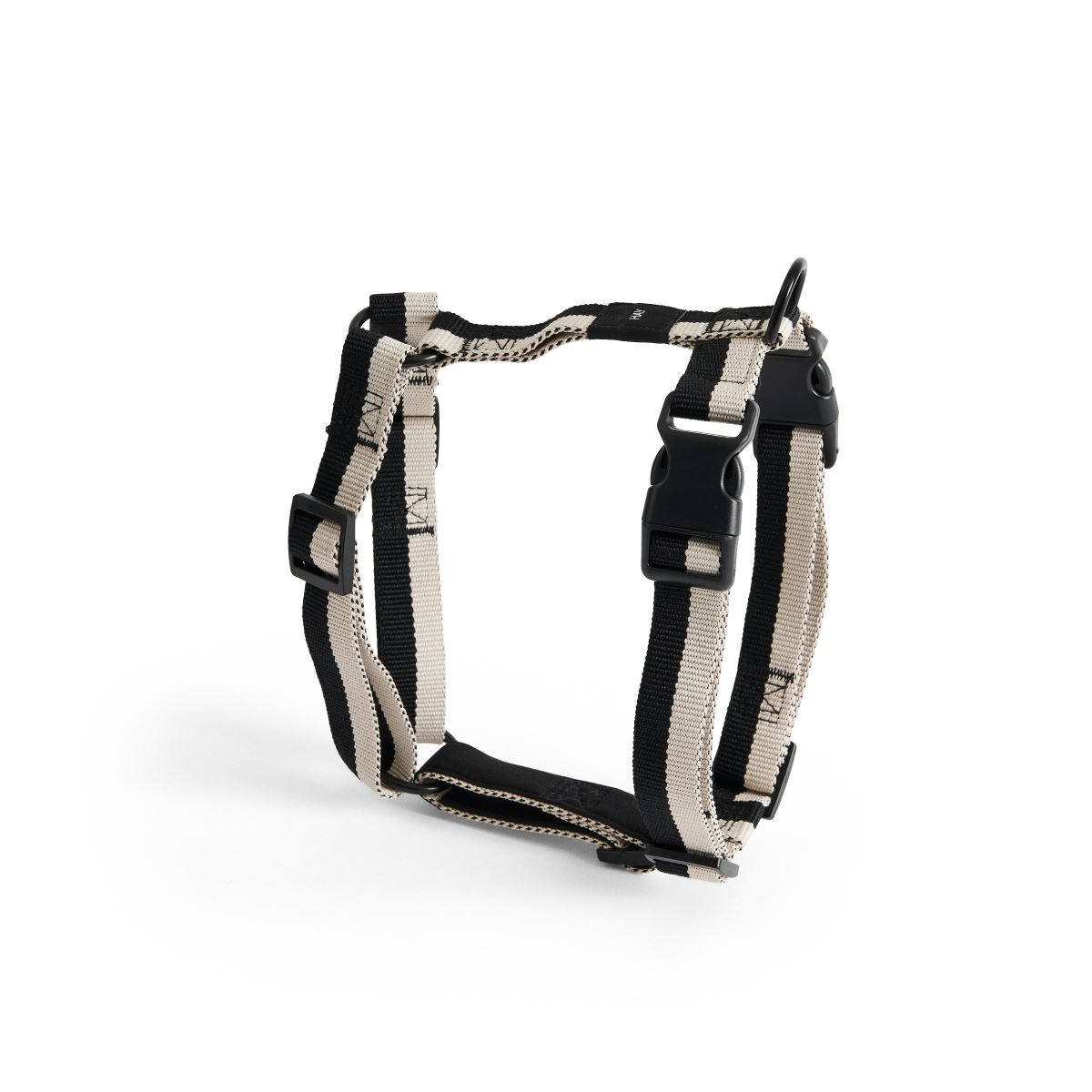 https://bo.alinhadavizinha.com/FileUploads/produtos/acessorios/casa/ae931_a602_as14_hay-dogs-harness_m_preto_01.jpg