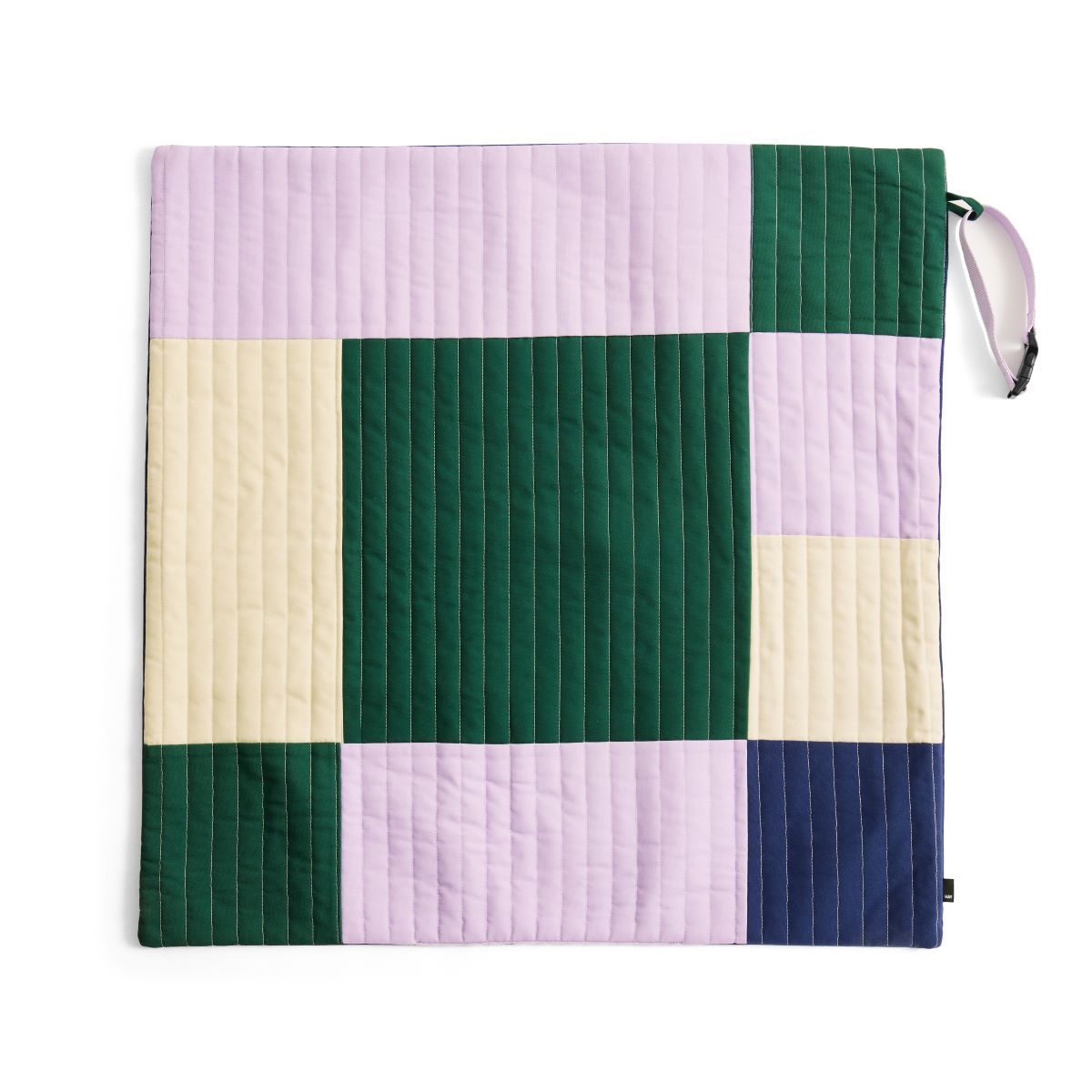 https://bo.alinhadavizinha.com/FileUploads/produtos/acessorios/casa/ae932_a780_as32_hay-dogs-travel-blanket_lilas_01.jpg