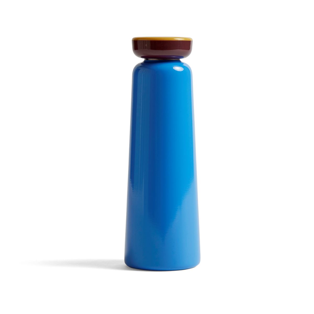 https://bo.alinhadavizinha.com/FileUploads/produtos/acessorios/cozinha/aa256_b052_ab96_sowden-bottle_azul_01.jpg