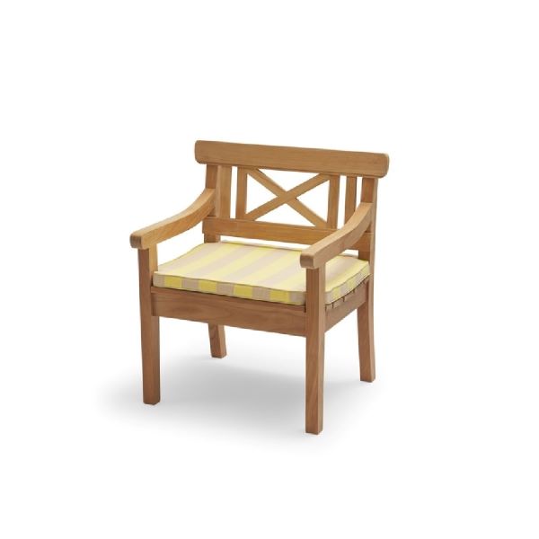 https://bo.alinhadavizinha.com/FileUploads/produtos/acessorios/exterior/1960220_drachmann-chair-cushion_areia-e-limao_riscas_1.jpg