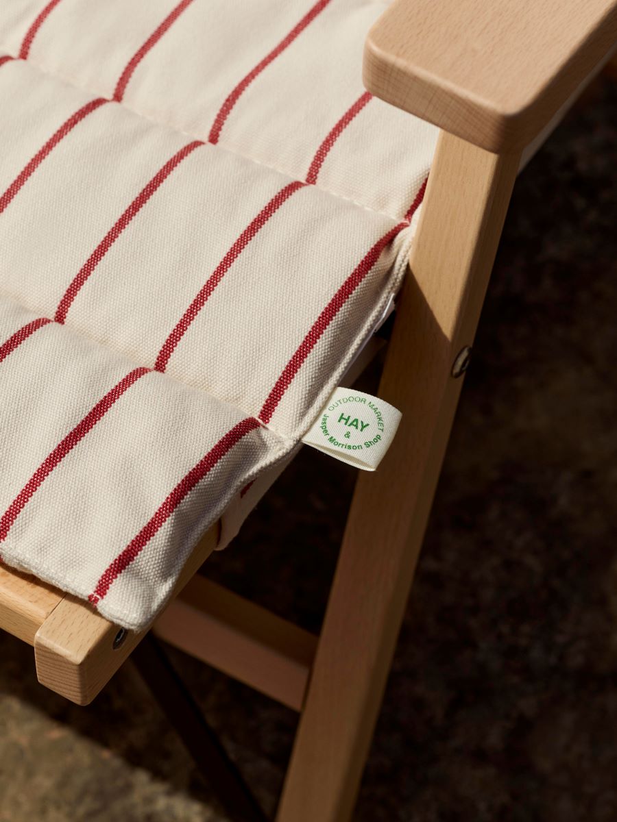 https://bo.alinhadavizinha.com/FileUploads/produtos/acessorios/exterior/ae976_e863_outdoor-market-sofa-cushion_bege_04.jpg