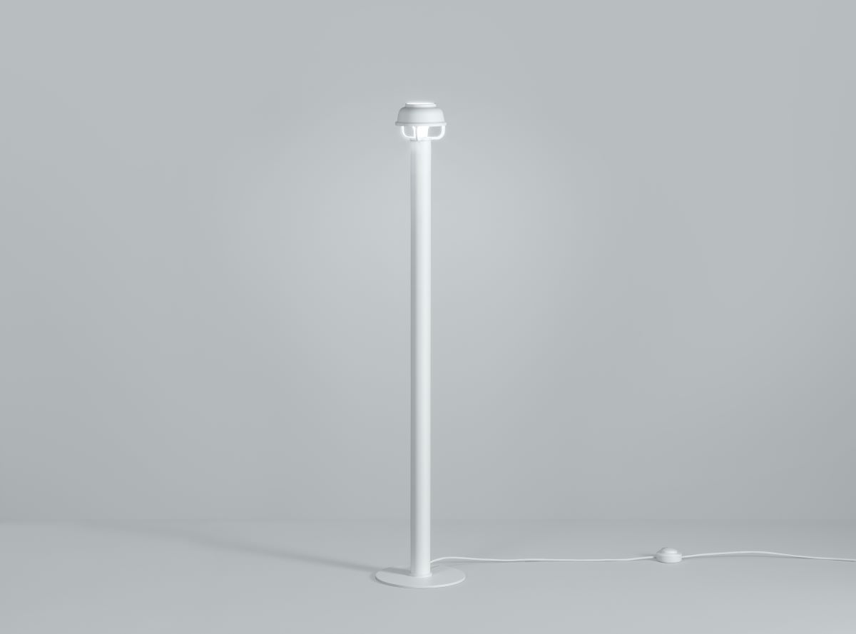 https://bo.alinhadavizinha.com/FileUploads/produtos/iluminacao/candeeiros-de-chao/291_022_01_kori-floor-light_branco_2.jpg