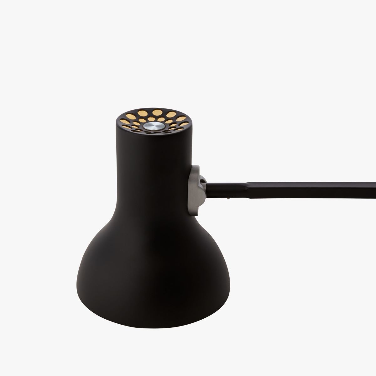 https://bo.alinhadavizinha.com/FileUploads/produtos/iluminacao/candeeiros-de-mesa/32619_type-75-mini-desk-lamp_preto_4.jpg