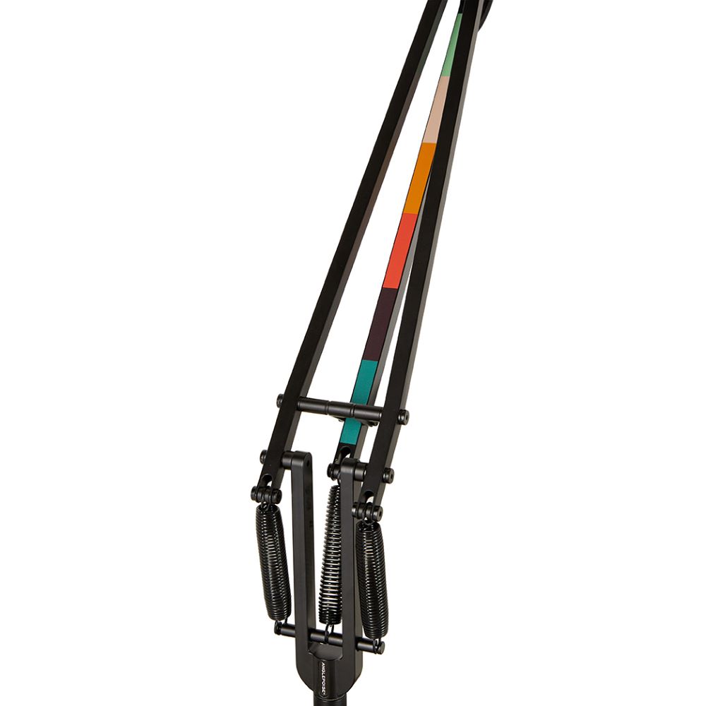 https://bo.alinhadavizinha.com/FileUploads/produtos/iluminacao/candeeiros-de-mesa/33166_type-75-desk-lamp-paul-smith_edition-five_3.jpg