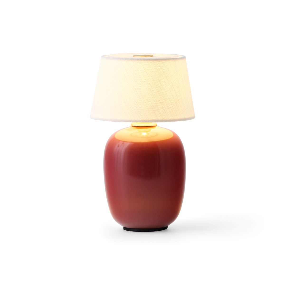 https://bo.alinhadavizinha.com/FileUploads/produtos/iluminacao/candeeiros-portateis/1290379_torso-table-lamp-portable_rubi_2.jpg