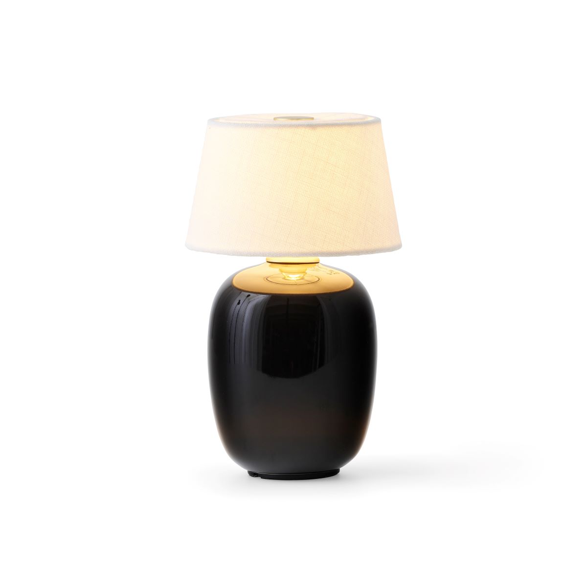 https://bo.alinhadavizinha.com/FileUploads/produtos/iluminacao/candeeiros-portateis/1290539_torso-table-lamp-portable_preto_2.jpg