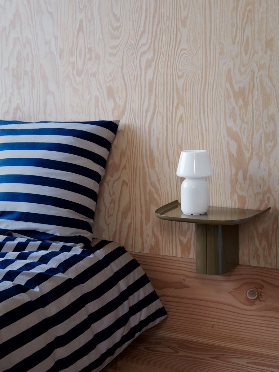 https://bo.alinhadavizinha.com/FileUploads/produtos/mobiliario/arrumacao/ab682_b503_ah33_korpus-shelf_s_castanho_02.jpg