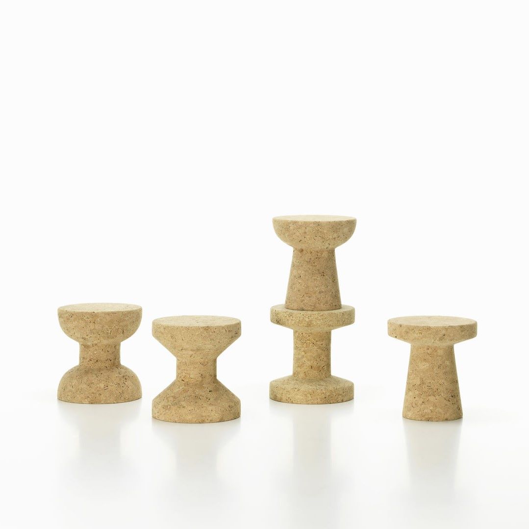 https://bo.alinhadavizinha.com/FileUploads/produtos/mobiliario/bancos-e-poufs/210_012_01_cork-family_modelo-a_2.jpg