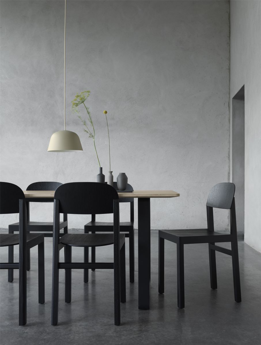 https://bo.alinhadavizinha.com/FileUploads/produtos/mobiliario/cadeiras/26052_workshop-chair_preto_5.jpg