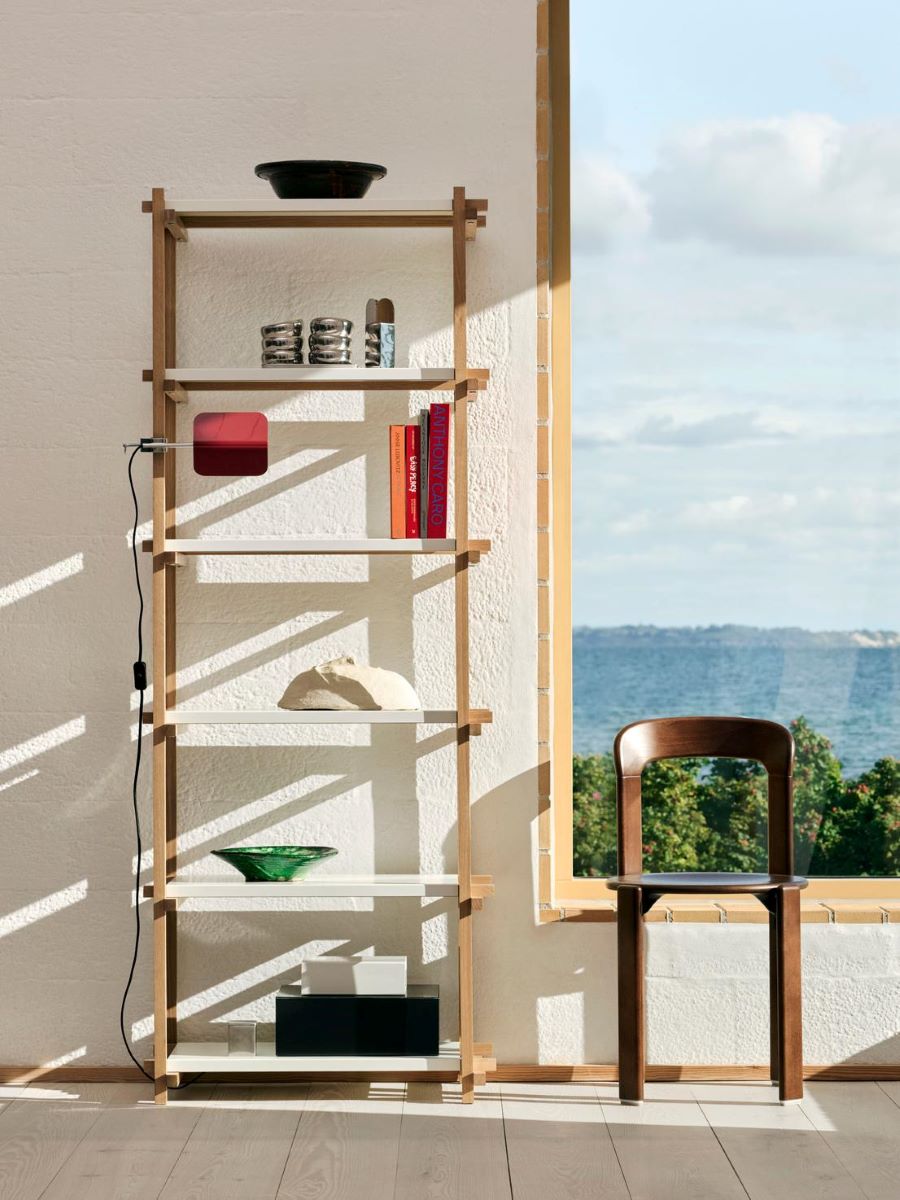https://bo.alinhadavizinha.com/FileUploads/produtos/mobiliario/cadeiras/ab793_b604_aa51_01uf_rey-chair_castanho-ambar_03.jpg