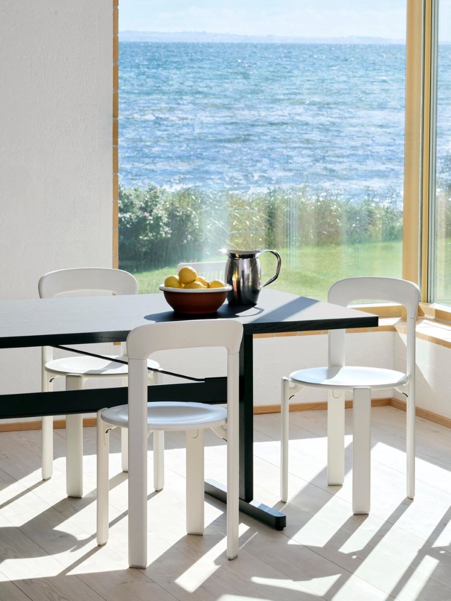 https://bo.alinhadavizinha.com/FileUploads/produtos/mobiliario/cadeiras/ab793_e452_aa51_01uf_rey-chair_creme_03.jpg