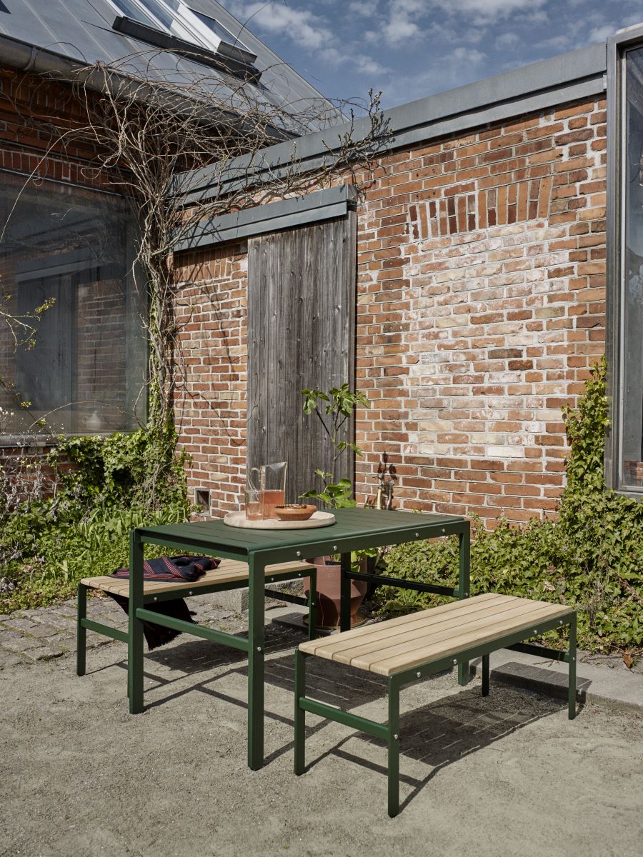 https://bo.alinhadavizinha.com/FileUploads/produtos/mobiliario/exterior/1560026_reform-bench_verde-cacador_4.jpg