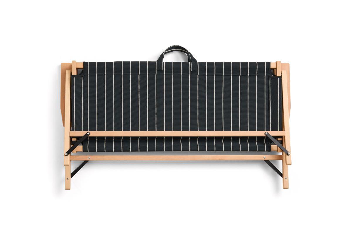 https://bo.alinhadavizinha.com/FileUploads/produtos/mobiliario/exterior/ae975_e864_outdoor-market-folding-sofa_preto_02.jpg